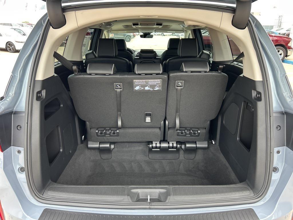 new 2026 Honda Odyssey car, priced at $53,829