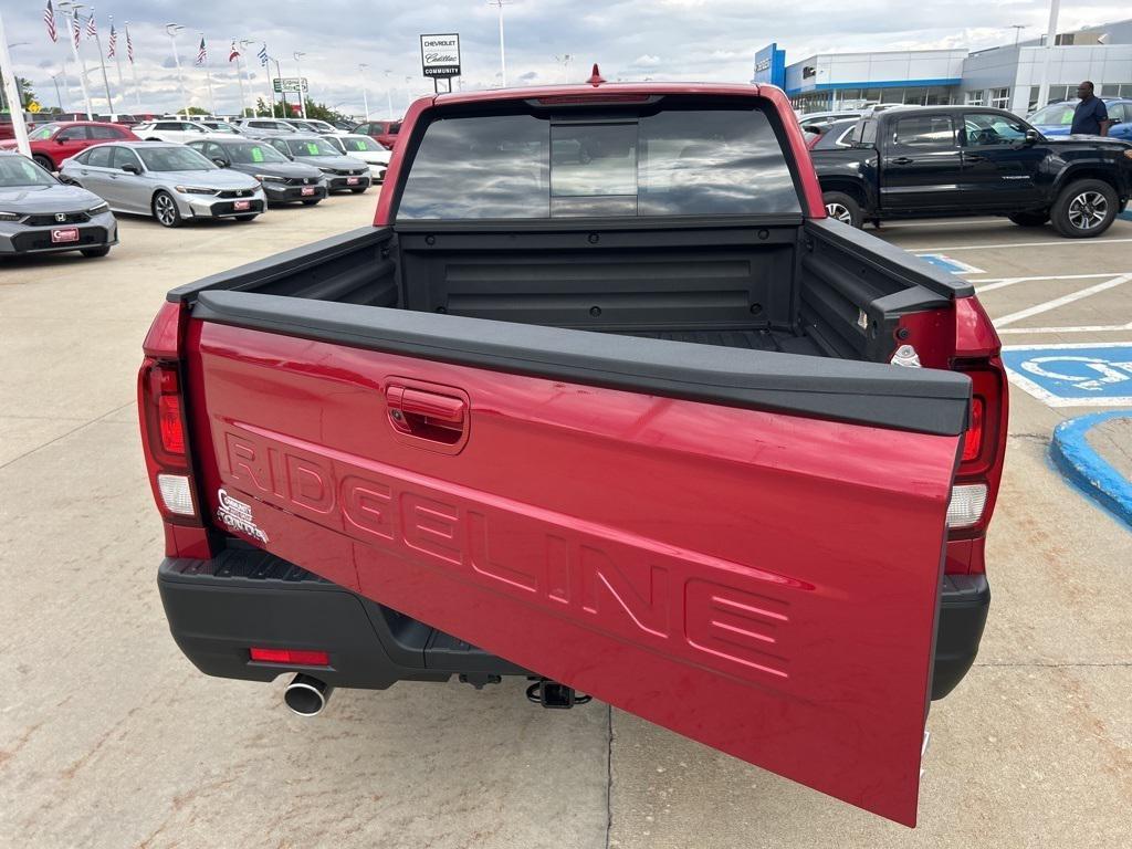 new 2025 Honda Ridgeline car, priced at $42,471