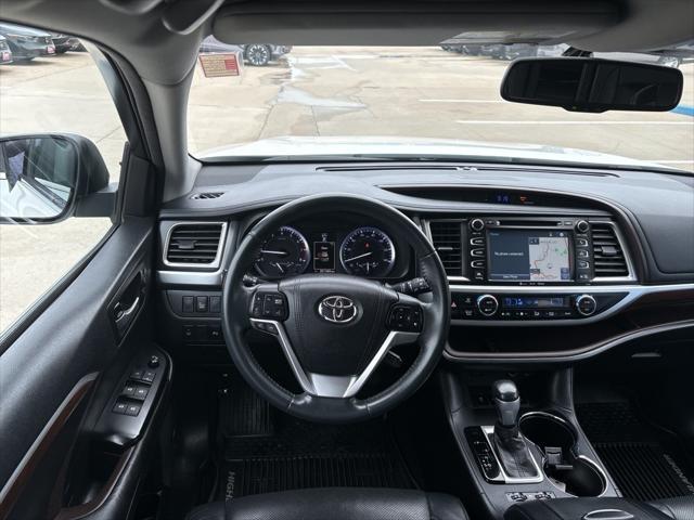 used 2016 Toyota Highlander car, priced at $15,673