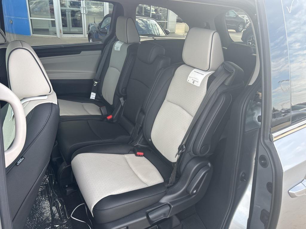new 2026 Honda Odyssey car, priced at $51,916