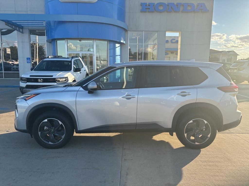 used 2024 Nissan Rogue car, priced at $25,347