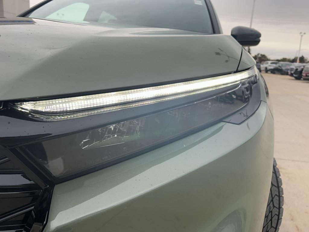 new 2026 Honda CR-V Hybrid car, priced at $40,934