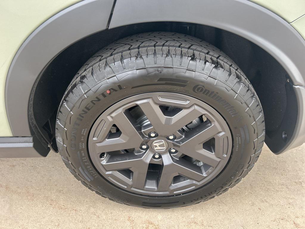 new 2026 Honda CR-V Hybrid car, priced at $40,934