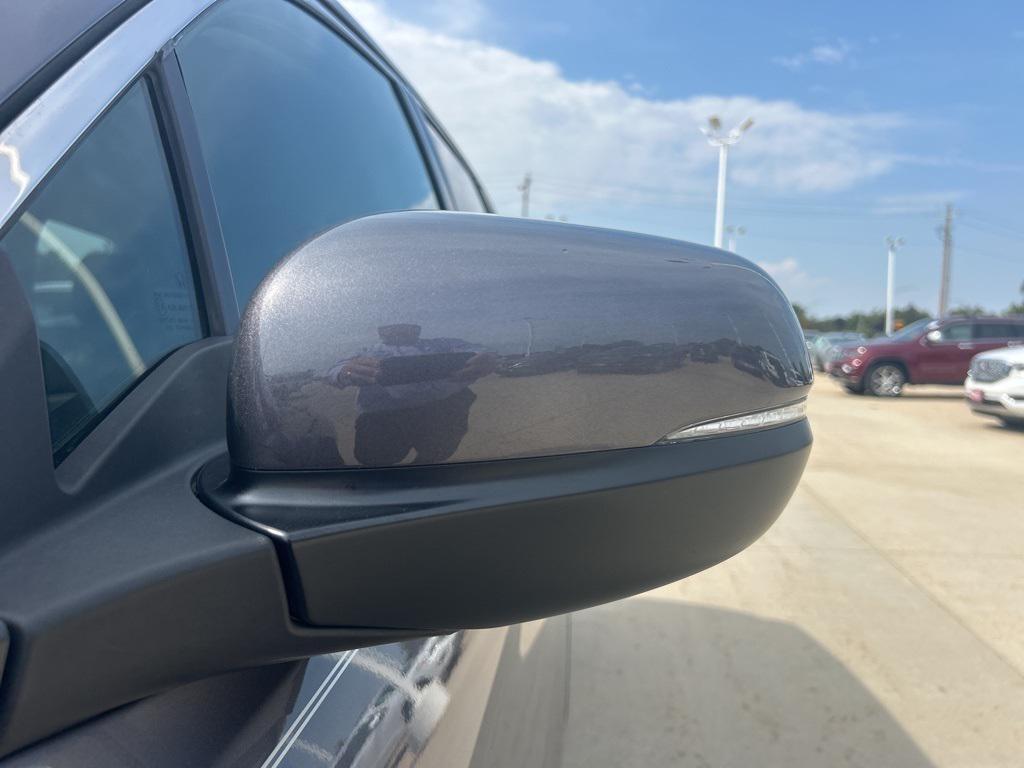 used 2022 Honda Pilot car, priced at $32,181