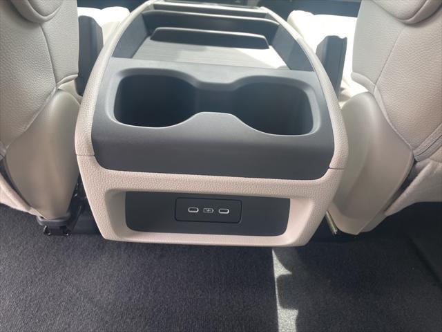 new 2025 Honda Odyssey car, priced at $43,899
