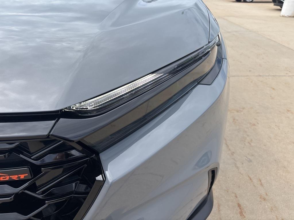 new 2026 Honda CR-V Hybrid car, priced at $38,888