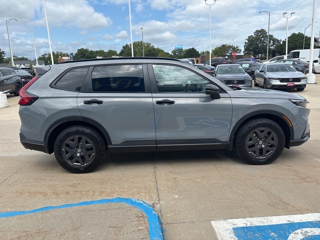 new 2026 Honda CR-V Hybrid car, priced at $38,888