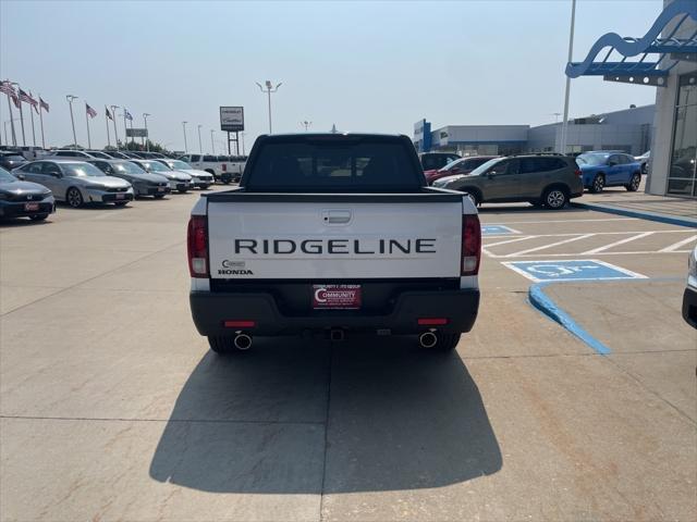 new 2025 Honda Ridgeline car, priced at $47,634