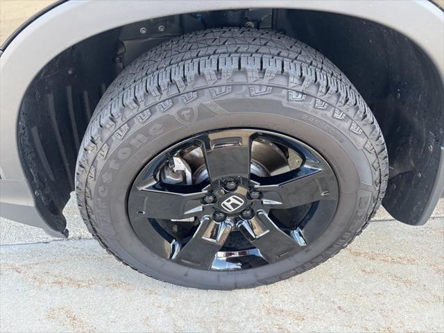 used 2025 Honda Ridgeline car, priced at $43,877