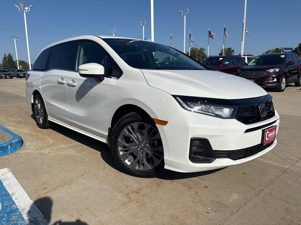 new 2026 Honda Odyssey car, priced at $48,039