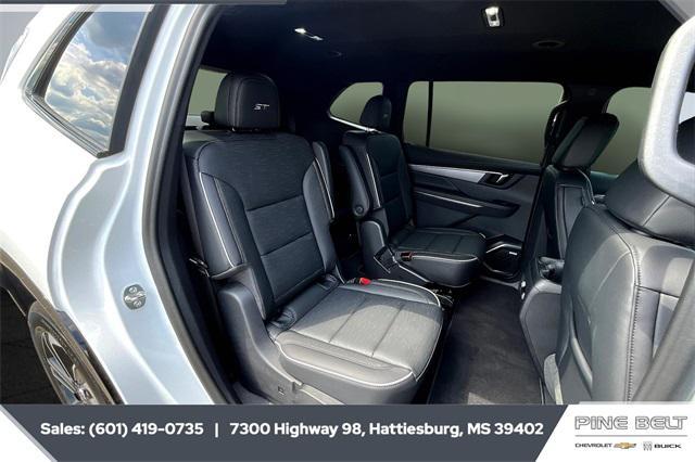 new 2025 Buick Enclave car, priced at $50,879