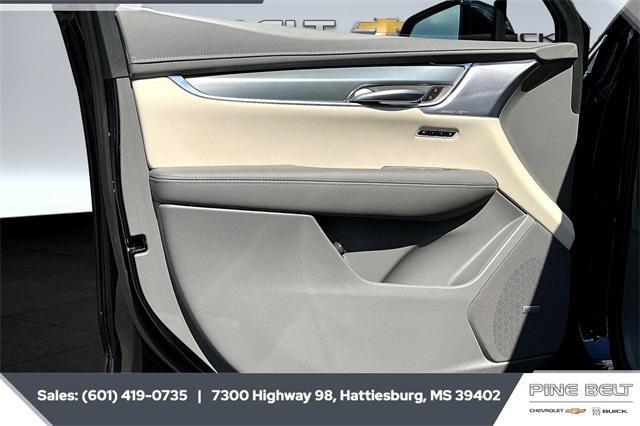 used 2025 Cadillac XT5 car, priced at $46,358