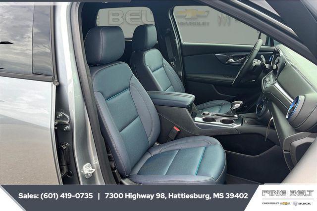new 2025 Chevrolet Blazer car, priced at $44,194