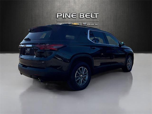 used 2022 Chevrolet Traverse car, priced at $31,258