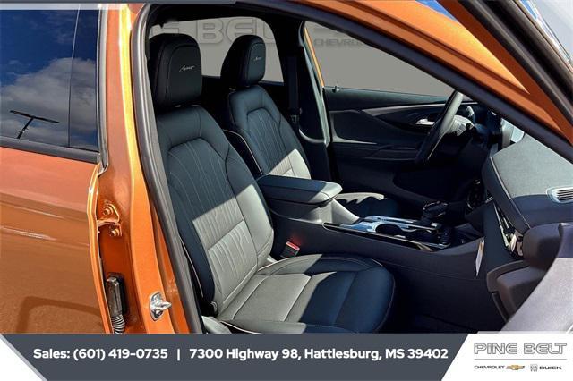 new 2025 Buick Envista car, priced at $29,945