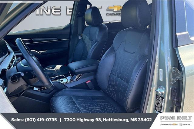 used 2023 Kia Telluride car, priced at $38,334