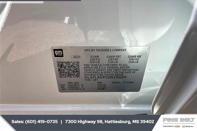 new 2025 Buick Envista car, priced at $27,280