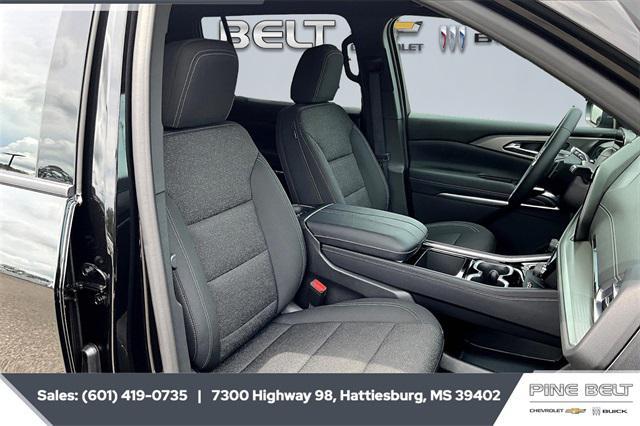 new 2026 Chevrolet Traverse car, priced at $42,379
