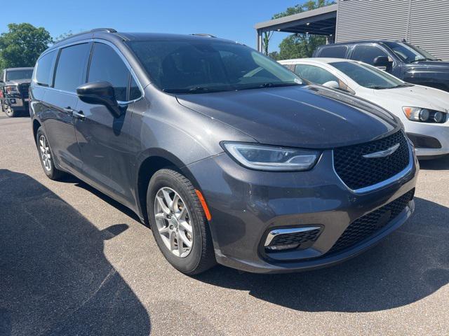 used 2022 Chrysler Pacifica car, priced at $25,964