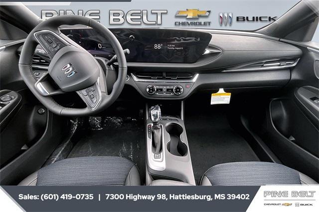 new 2025 Buick Envista car, priced at $27,280
