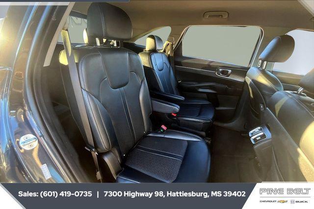 used 2022 Kia Sorento Hybrid car, priced at $22,597