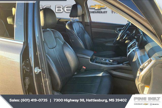 used 2022 Kia Sorento Hybrid car, priced at $22,597