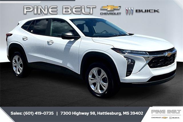 used 2025 Chevrolet Trax car, priced at $22,658