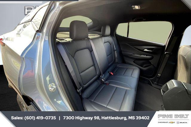 new 2025 Buick Envista car, priced at $25,996