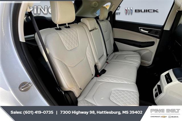 used 2024 Ford Edge car, priced at $29,558