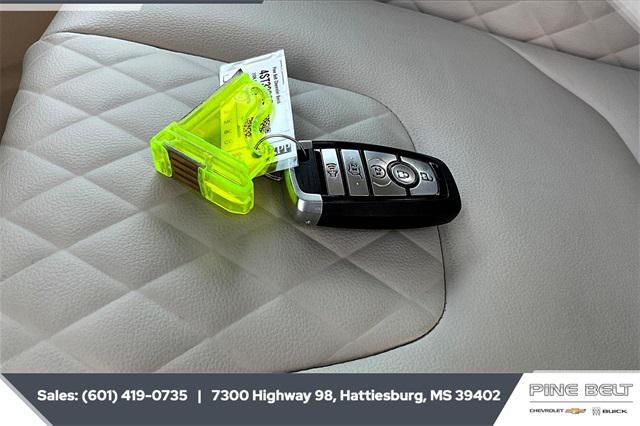 used 2024 Ford Edge car, priced at $29,558
