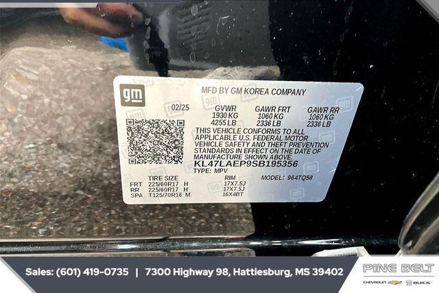 new 2025 Buick Envista car, priced at $25,374