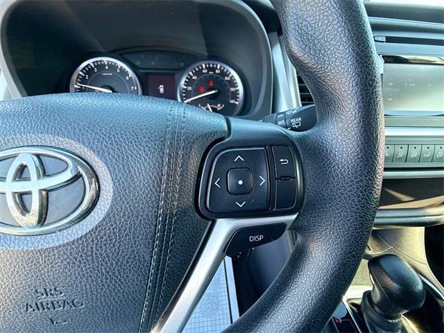 used 2016 Toyota Highlander car, priced at $12,458