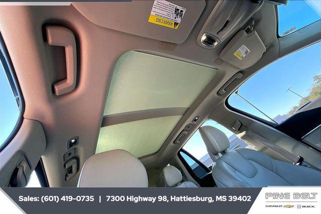 used 2020 Volvo XC90 car, priced at $19,158