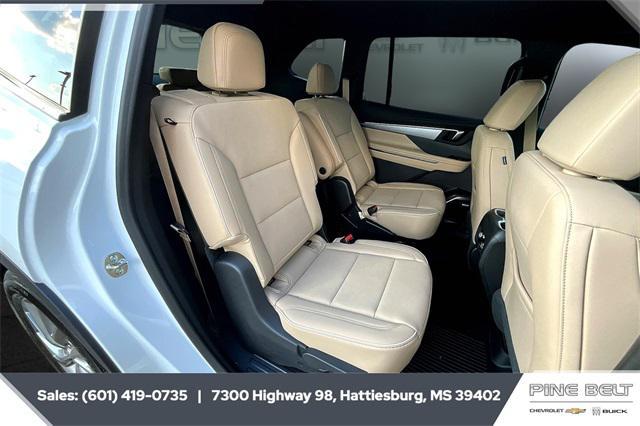 new 2026 Buick Enclave car, priced at $50,678