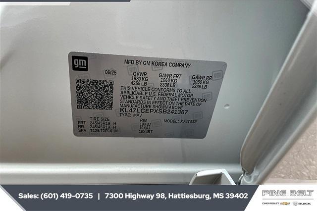 new 2025 Buick Envista car, priced at $30,684