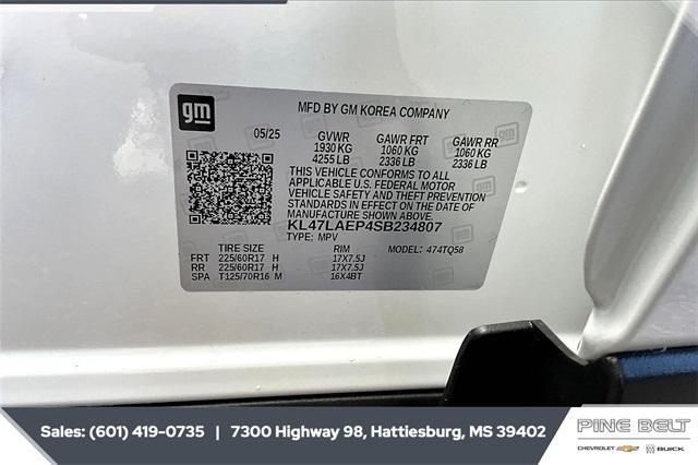 new 2025 Buick Envista car, priced at $26,230