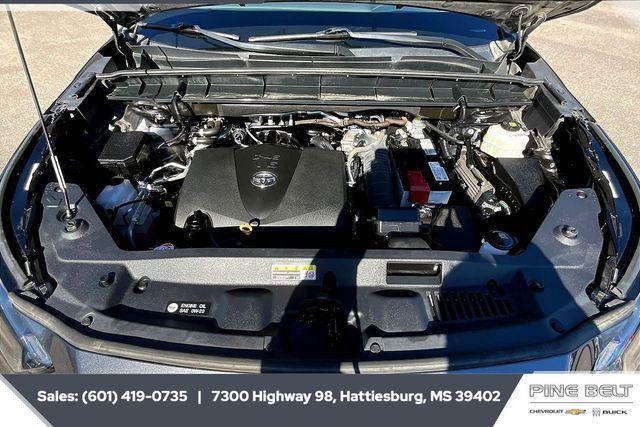 used 2022 Toyota Highlander car, priced at $33,858