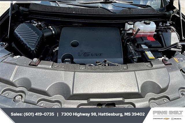 used 2023 Chevrolet Traverse car, priced at $32,720