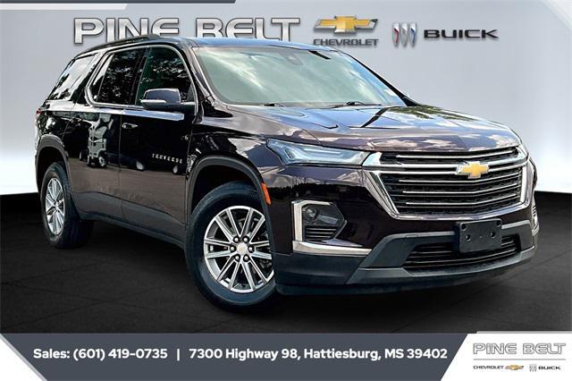 used 2023 Chevrolet Traverse car, priced at $32,720
