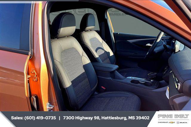 new 2025 Buick Envista car, priced at $24,325