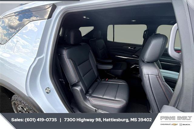 new 2026 Chevrolet Traverse car, priced at $55,779