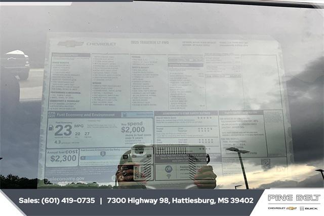new 2025 Chevrolet Traverse car, priced at $43,423