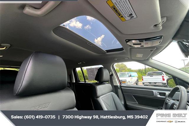 used 2024 Hyundai Santa Fe car, priced at $33,958