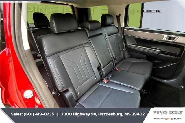 used 2024 Hyundai Santa Fe car, priced at $33,958