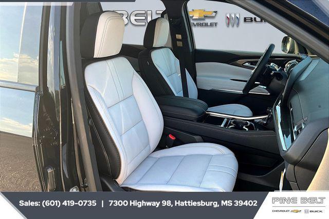 new 2026 Chevrolet Traverse car, priced at $54,644