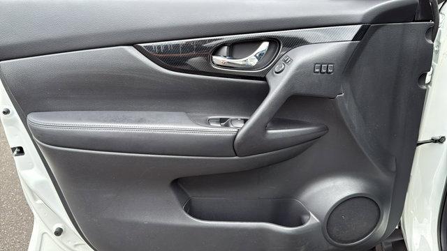 used 2019 Nissan Rogue car, priced at $16,889