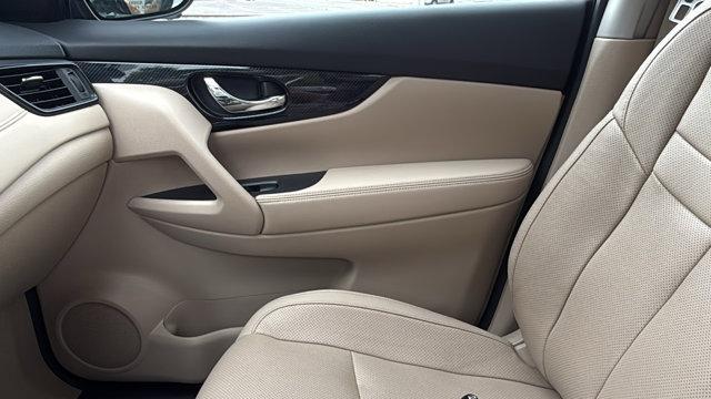 used 2020 Nissan Rogue car, priced at $19,999