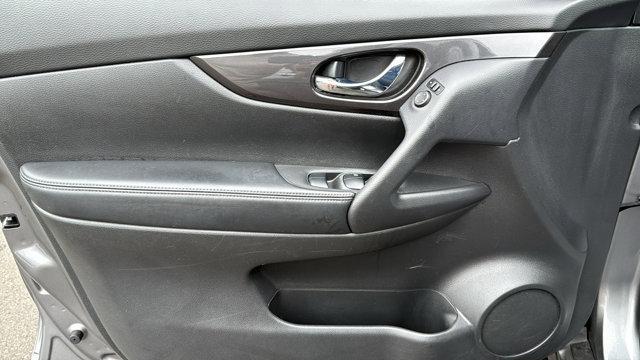 used 2020 Nissan Rogue car, priced at $21,137