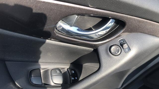 used 2019 Nissan Rogue car, priced at $20,322