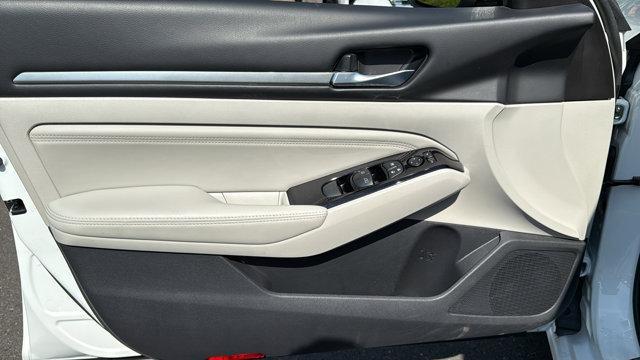 used 2021 Nissan Altima car, priced at $22,095